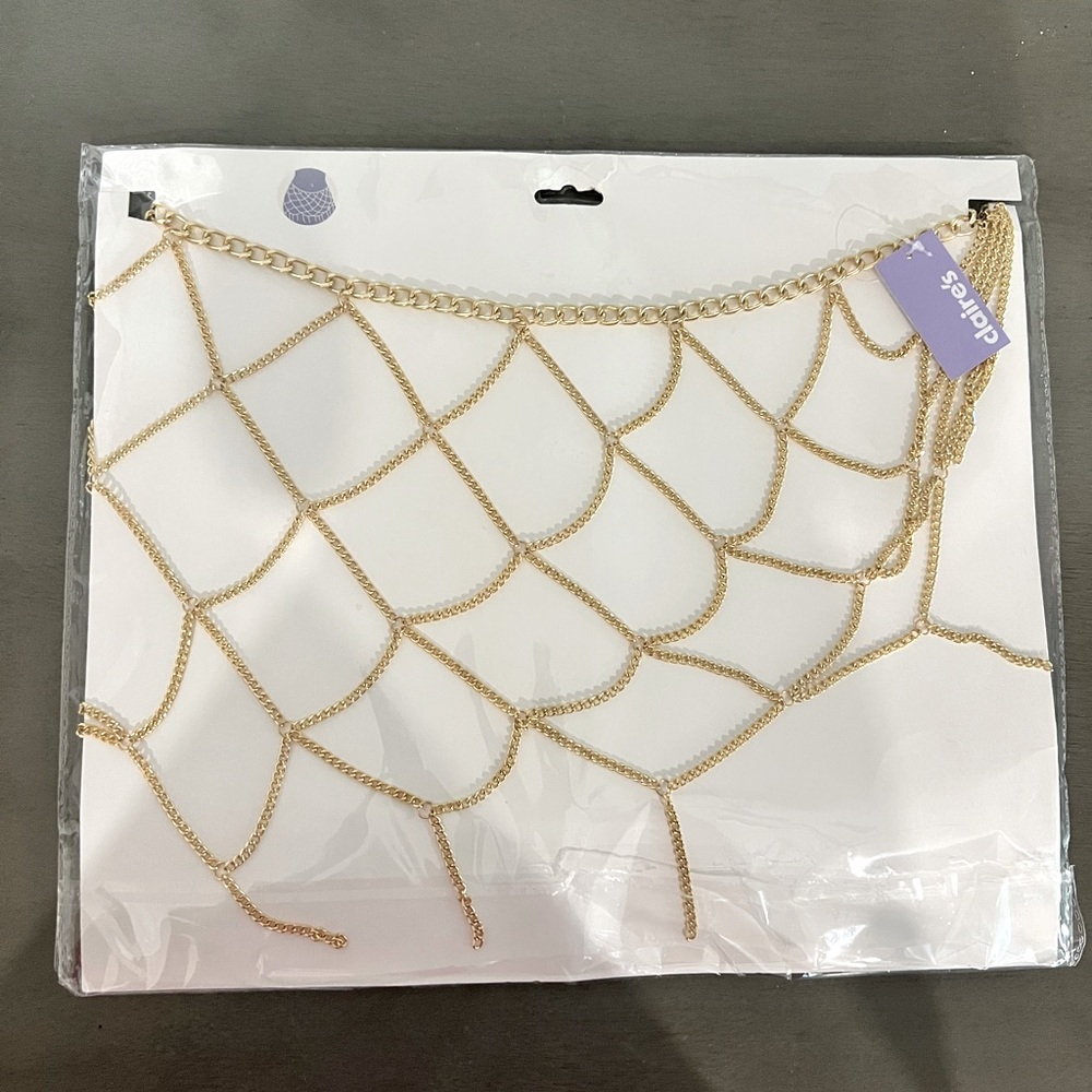 Claire’s NWT Goldtone metal chain web belt wrap